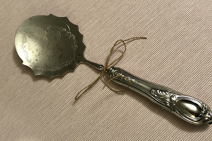 Grande cuillère à service